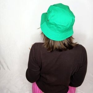 Green bucket hat